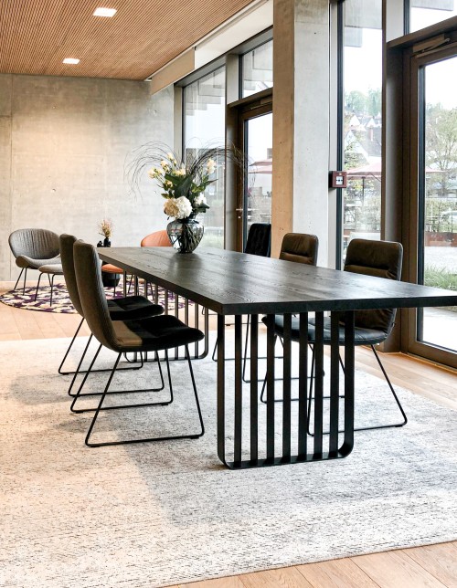 Firma Asco, Tisch Lamello, Stühle KFF, arva-light.